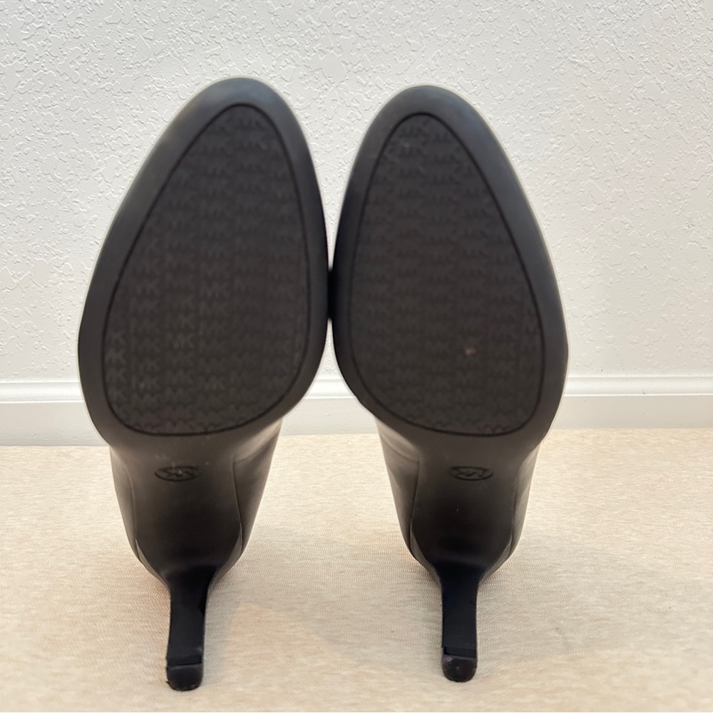 Michael Kors Women’s Chantal Flex Leather Pump Black Heel Shoes Size 9.5 - Picture 11 of 15